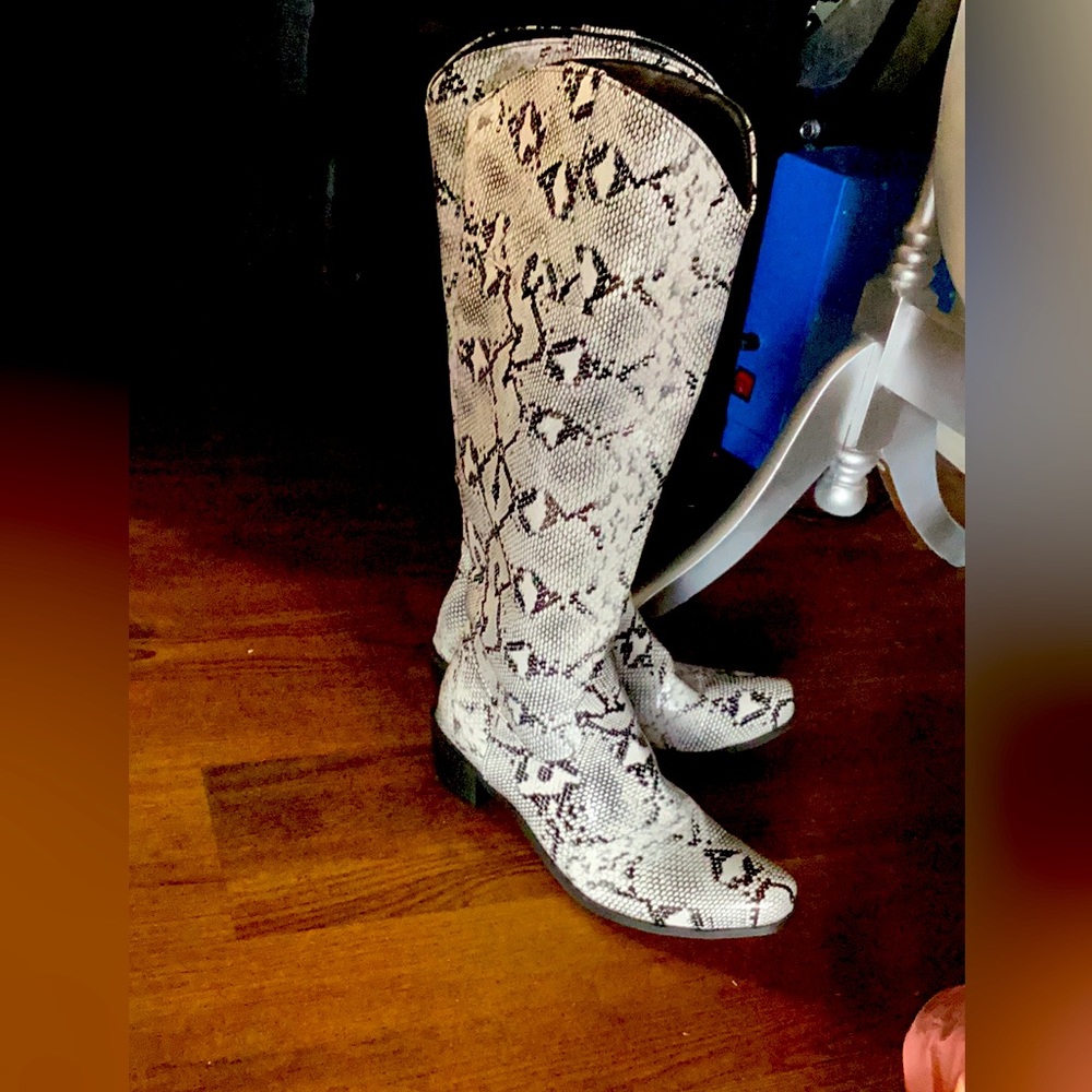 SNAKESKIN BOOTS